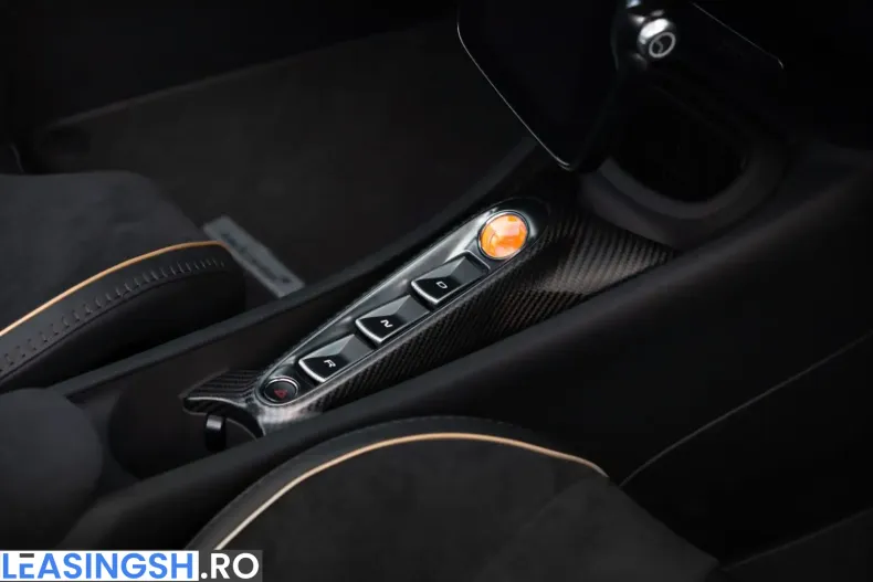 McLaren Artura din 2025 cu 7.800 km - oferta MCL228424 - foto 11