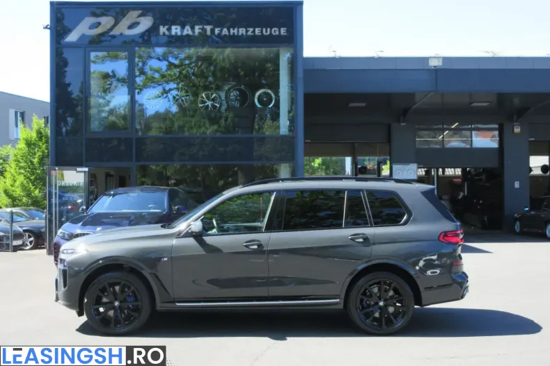 BMW X7 (Seria X) din 2024 cu 15.079 km - oferta BMW228431 - foto 3