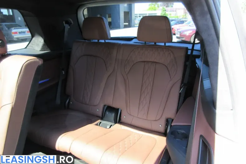 BMW X7 (Seria X) din 2024 cu 15.079 km - oferta BMW228431 - foto 17