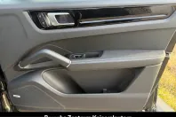 Porsche Cayenne din 2022 cu 20.500 km - oferta POR228433 - foto 24