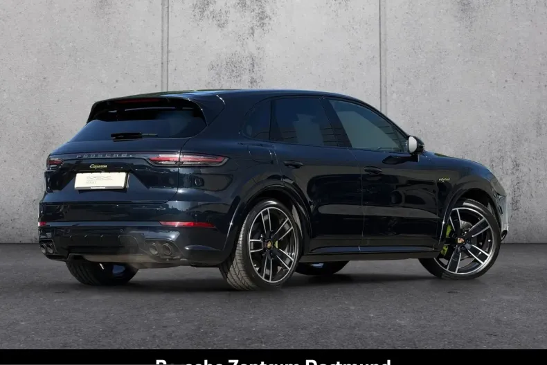 Porsche Cayenne din 2023 cu 19.933 km - oferta POR228435 - foto 5