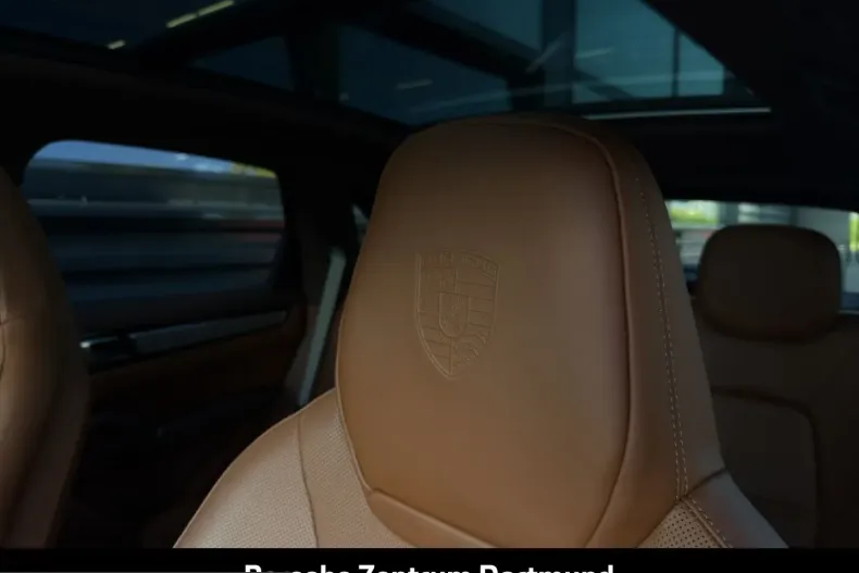 Porsche Cayenne din 2023 cu 19.933 km - oferta POR228435 - foto 18