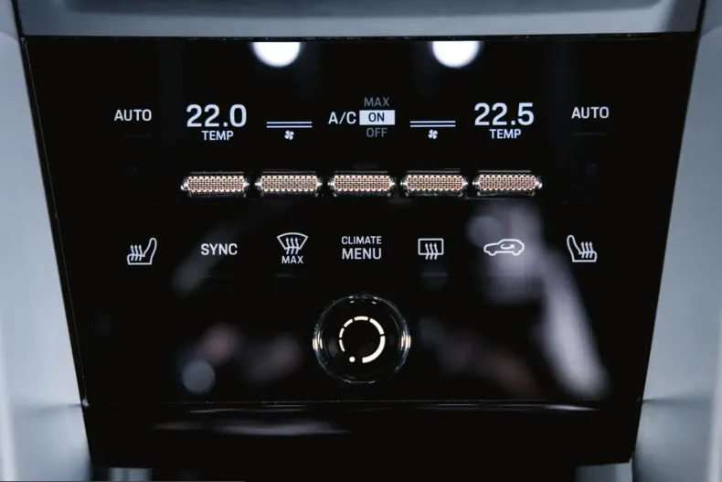 Porsche Macan din 2024 cu 26.500 km - oferta POR228436 - foto 19