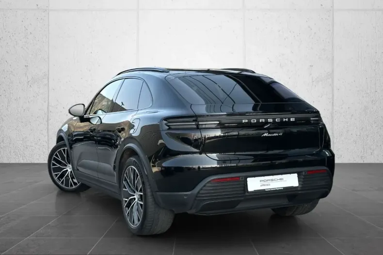 Porsche Macan din 2024 cu 25.850 km - oferta POR228445 - foto 3