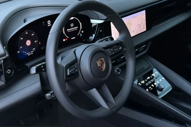 Porsche Macan din 2024 cu 25.850 km - oferta POR228445 - foto 7