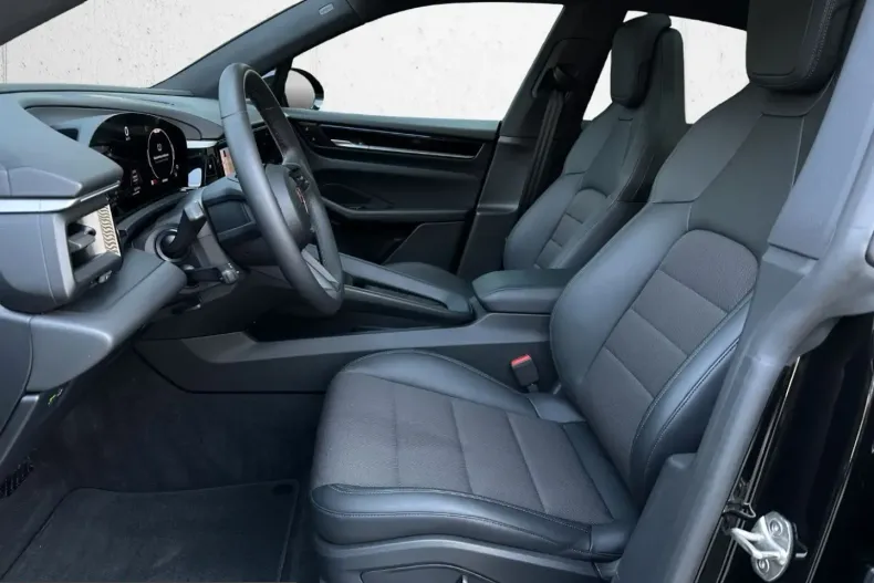 Porsche Macan din 2024 cu 25.850 km - oferta POR228445 - foto 19