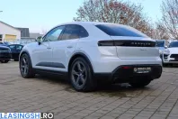 Porsche Macan din 2024 cu 5.750 km - oferta POR228447 - foto 9
