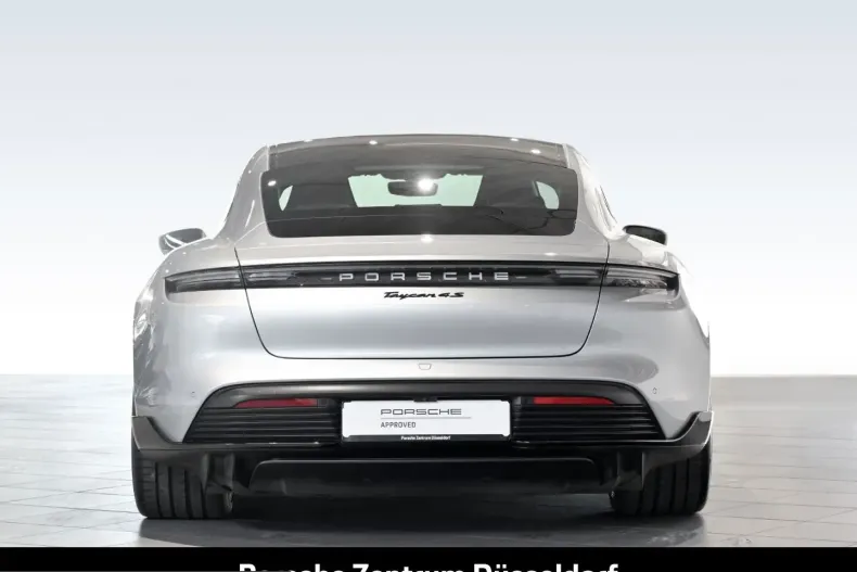 Porsche Taycan din 2023 cu 36.125 km - oferta POR228448 - foto 5