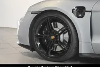 Porsche Taycan din 2023 cu 36.125 km - oferta POR228448 - foto 10