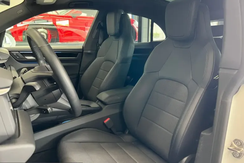 Porsche Macan din 2024 cu 9.990 km - oferta POR228450 - foto 13