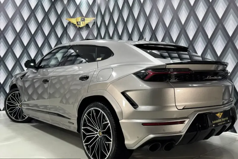 Lamborghini Urus din 2025 cu 10.000 km - oferta LAM228451 - foto 24