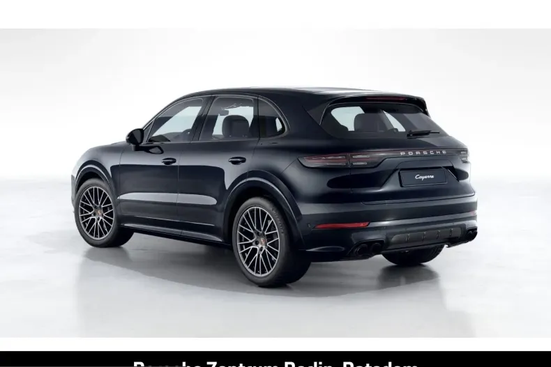 Porsche Cayenne din 2024 cu 61.035 km - oferta POR228452 - foto 3