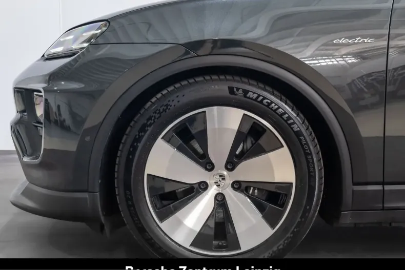 Porsche Macan din 2024 cu 28.043 km - oferta POR228453 - foto 7