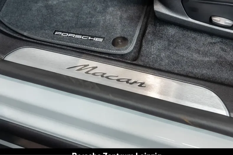 Porsche Macan din 2025 cu 9.900 km - oferta POR228454 - foto 21