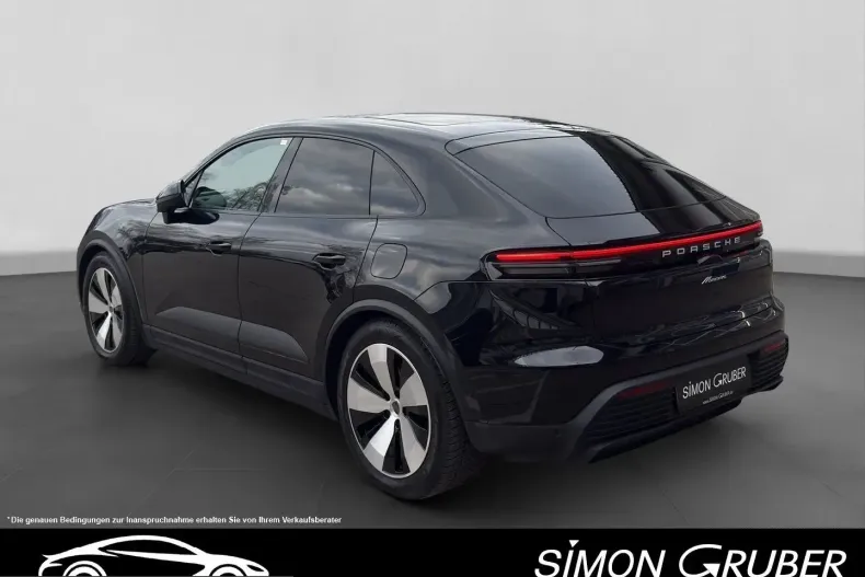 Porsche Macan din 2025 cu 12.215 km - oferta POR228455 - foto 3