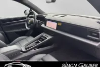 Porsche Macan din 2025 cu 12.215 km - oferta POR228455 - foto 21