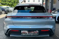 Porsche Taycan din 2024 cu 61.196 km - oferta POR228457 - foto 9