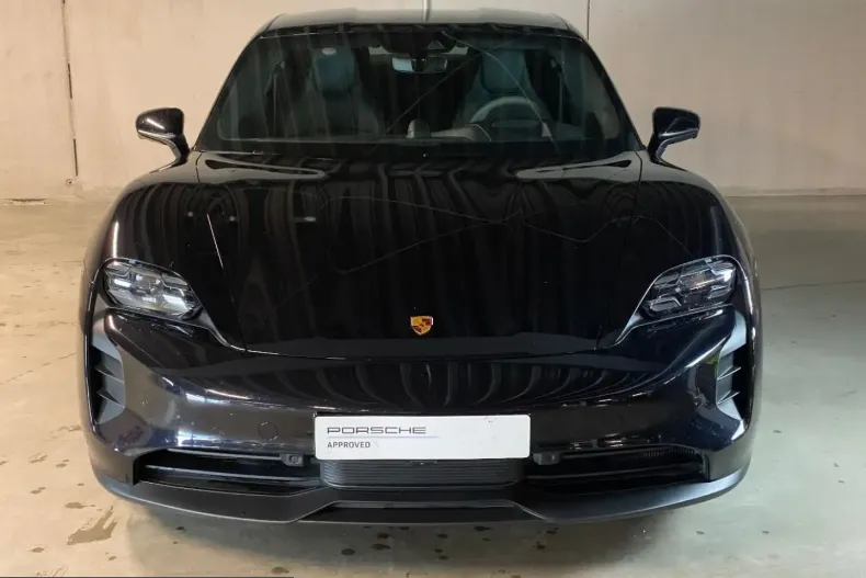 Porsche Taycan din 2022 cu 43.600 km - oferta POR228463 - foto 5