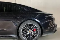 Porsche Taycan din 2022 cu 43.600 km - oferta POR228463 - foto 10