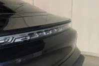 Porsche Taycan din 2022 cu 43.600 km - oferta POR228463 - foto 12