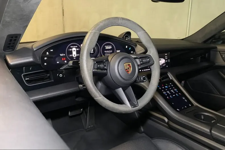 Porsche Taycan din 2022 cu 43.600 km - oferta POR228463 - foto 13