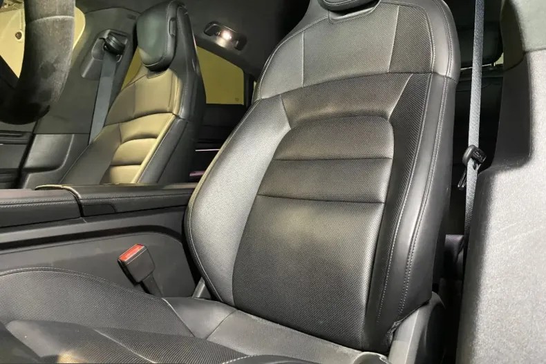 Porsche Taycan din 2022 cu 43.600 km - oferta POR228463 - foto 14