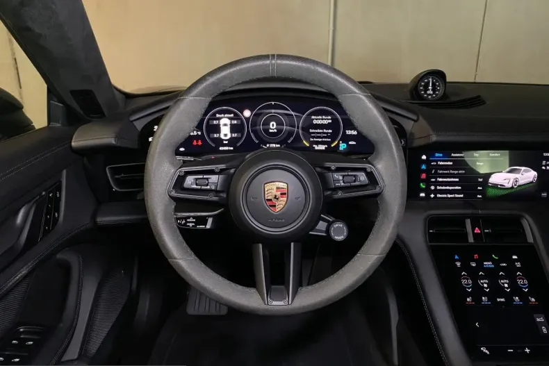 Porsche Taycan din 2022 cu 43.600 km - oferta POR228463 - foto 15