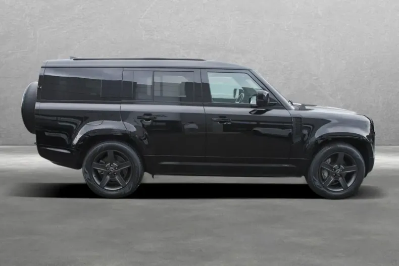 Land Rover Defender din 2025 cu 25.000 km - oferta LAN228465 - foto 6