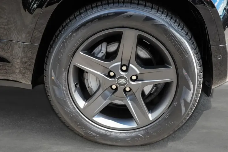 Land Rover Defender din 2025 cu 25.000 km - oferta LAN228465 - foto 9