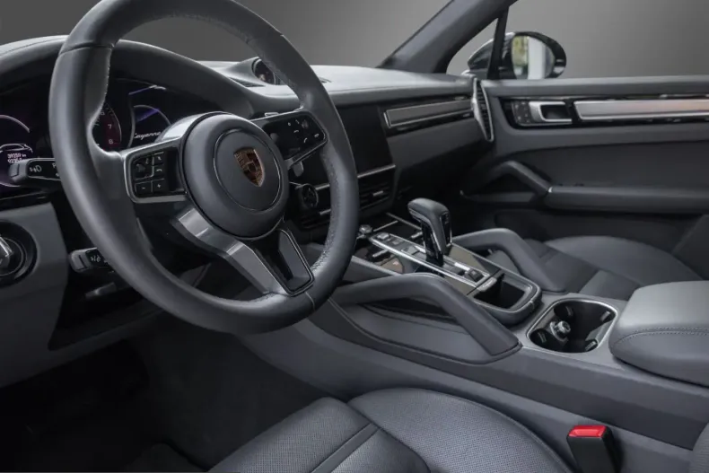 Porsche Cayenne din 2022 cu 39.659 km - oferta POR228470 - foto 5