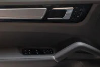 Porsche Cayenne din 2022 cu 39.659 km - oferta POR228470 - foto 18