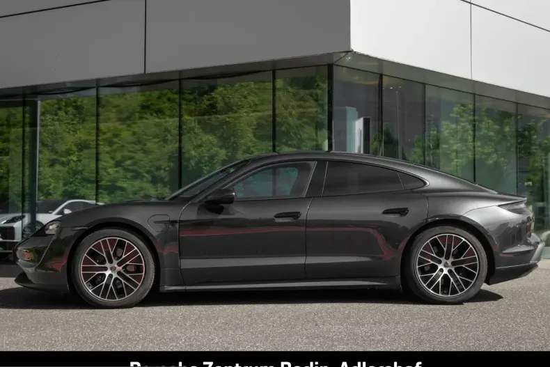 Porsche Taycan din 2024 cu 31.136 km - oferta POR228473 - foto 2