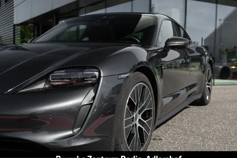 Porsche Taycan din 2024 cu 31.136 km - oferta POR228473 - foto 14