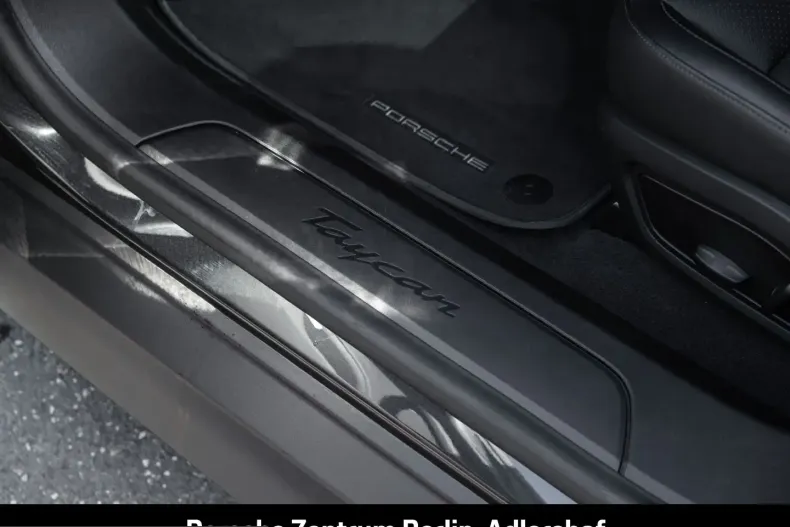 Porsche Taycan din 2024 cu 31.136 km - oferta POR228473 - foto 31