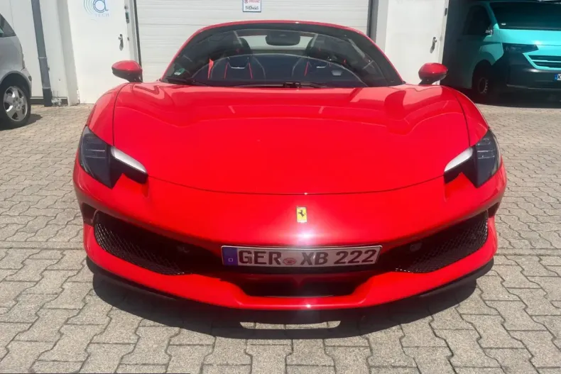 Ferrari 296 GTS din 2023 cu 12.200 km - oferta FER228475 - foto 6