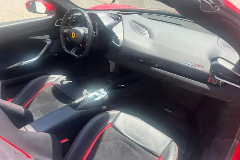Ferrari 296 GTS din 2023 cu 12.200 km - oferta FER228475 - foto 12
