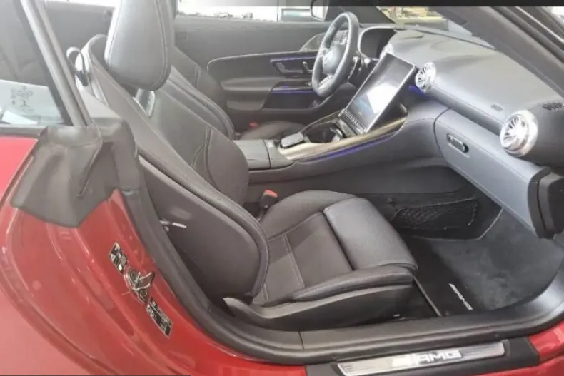 Mercedes-Benz SL 43 AMG (Clasa SL) din 2023 cu 8.860 km - oferta MER228480 - foto 5