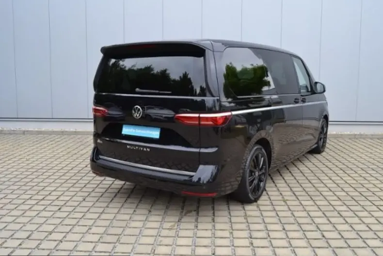 Volkswagen T7 Multivan din 2023 cu 81.390 km - oferta VOL228495 - foto 2