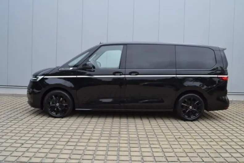 Volkswagen T7 Multivan din 2023 cu 81.390 km - oferta VOL228495 - foto 6