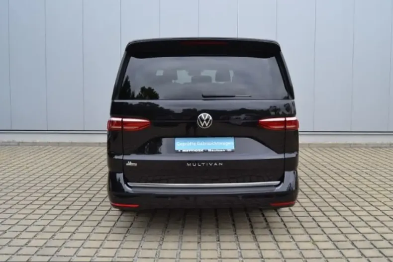 Volkswagen T7 Multivan din 2023 cu 81.390 km - oferta VOL228495 - foto 9