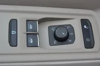 Volkswagen T7 Multivan din 2023 cu 81.390 km - oferta VOL228495 - foto 19