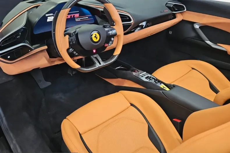 Ferrari 296 GTS din 2024 cu 10.000 km - oferta FER228500 - foto 4