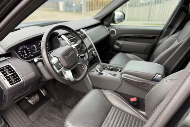 Land Rover Discovery din 2022 cu 33.612 km - oferta LAN228509 - foto 11