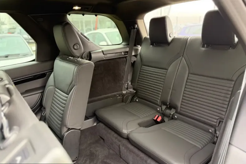 Land Rover Discovery din 2022 cu 33.612 km - oferta LAN228509 - foto 13