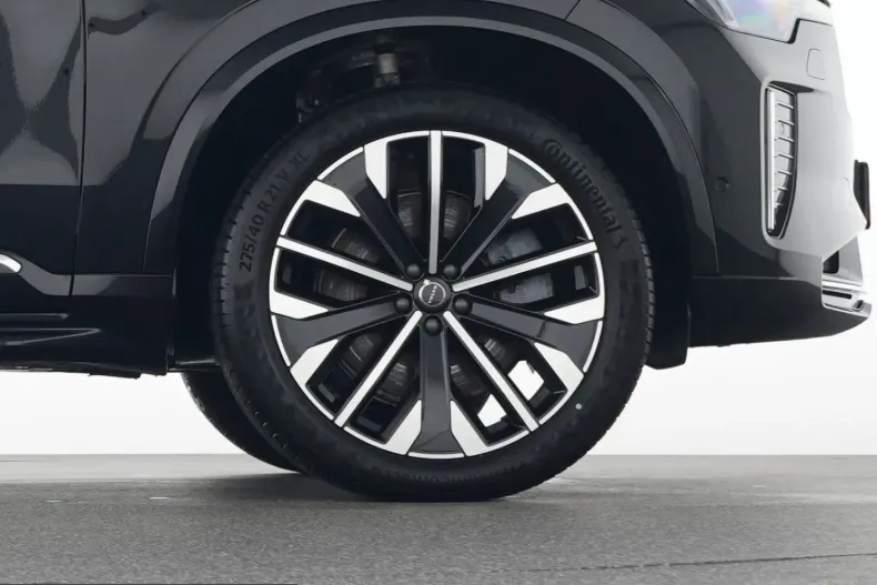 Volvo XC90 din 2025 cu 20.658 km - oferta VOL228511 - foto 22