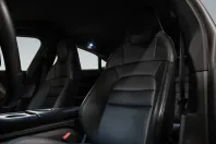 Porsche Taycan din 2022 cu 41.900 km - oferta POR228515 - foto 5