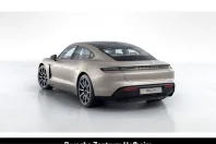 Porsche Taycan din 2023 cu 31.602 km - oferta POR228525 - foto 3