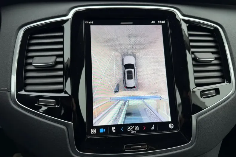 Volvo XC90 din 2024 cu 10.155 km - oferta VOL228527 - foto 7
