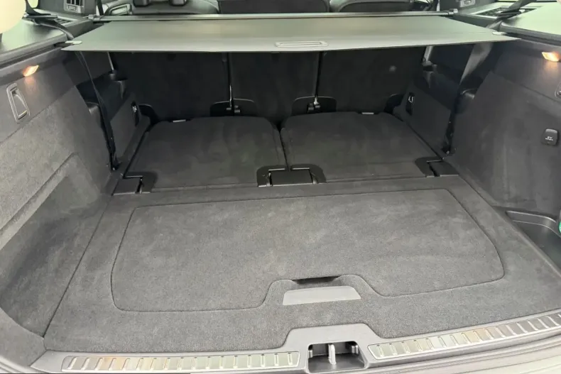 Volvo XC90 din 2024 cu 10.155 km - oferta VOL228527 - foto 13