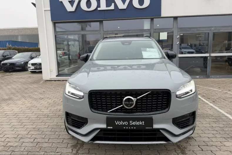 Volvo XC90 din 2024 cu 10.155 km - oferta VOL228527 - foto 18